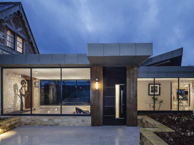 HF 410 Timber-Aluminium Windows & HX 300 Panorama Fixed Panels