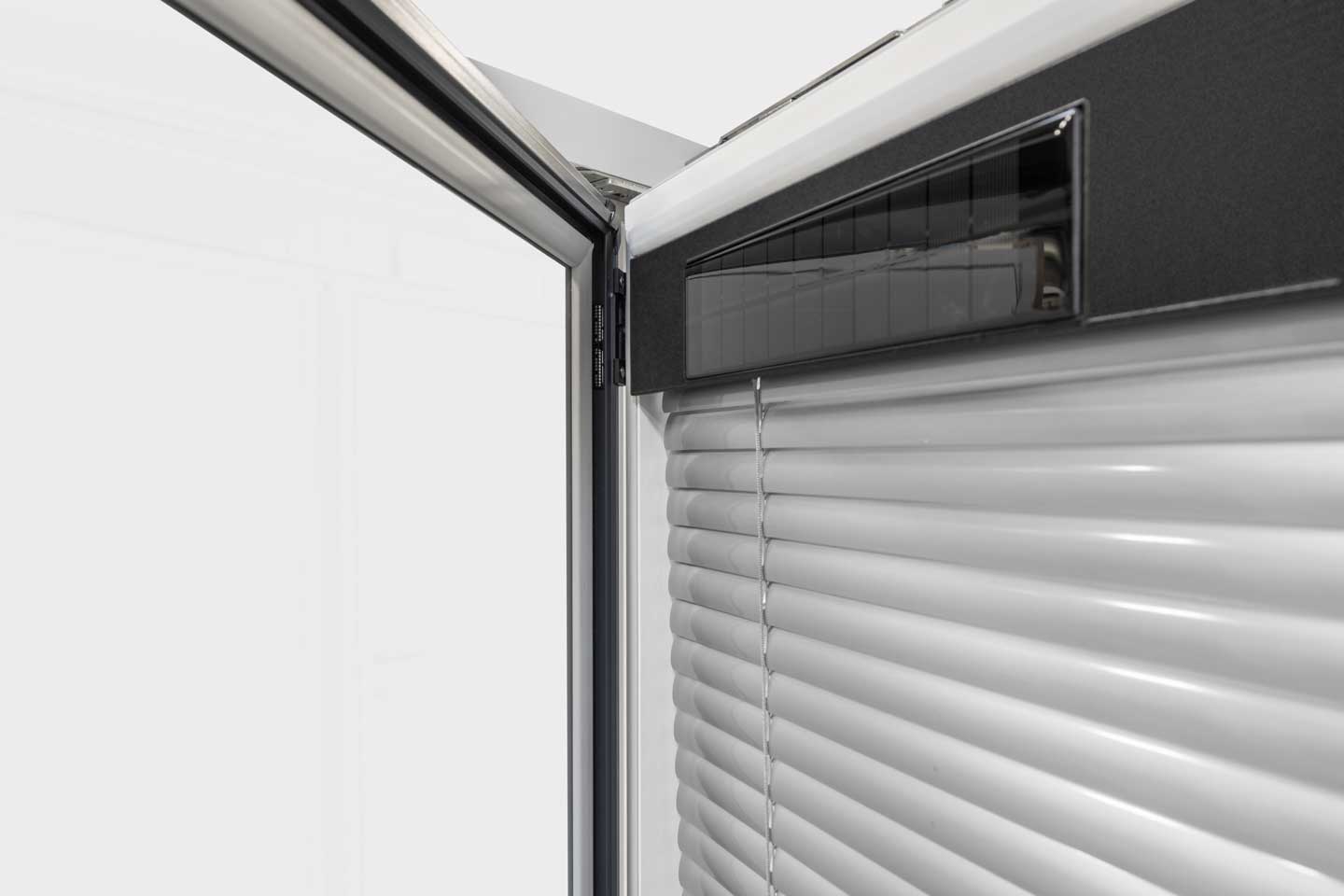 Internorm I-Tec shading