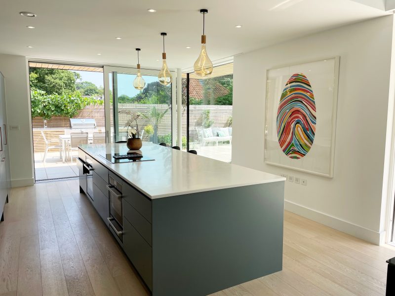 HS 330 Timber-Aluminium Lift & Slide Door with glass to glass corner